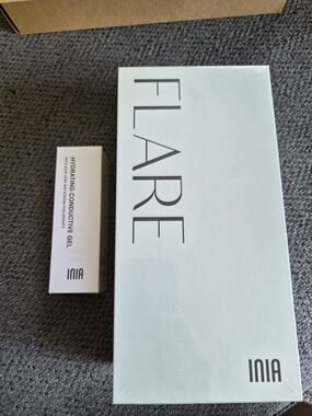 Flare INIA Skin Rejuvenation Beauty Device With Hydrating Gel -NEW